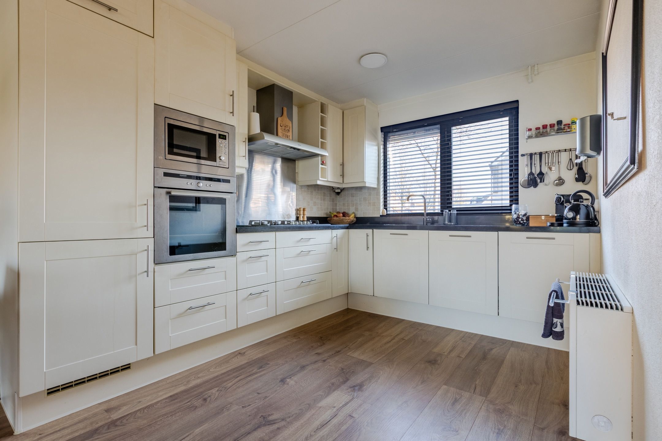 Foto 15 van Tirolstraat 13