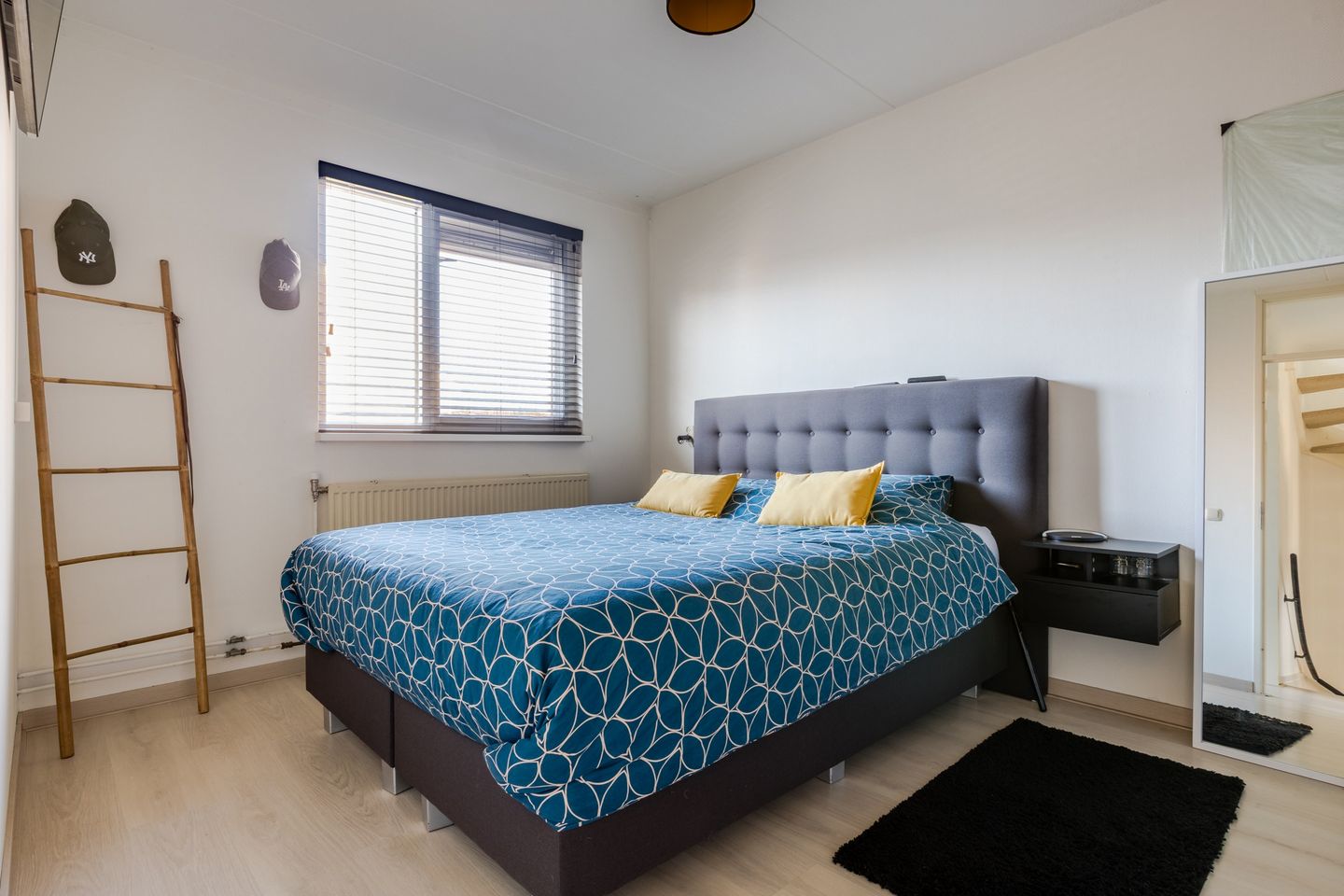 Foto 19 van Tirolstraat 13