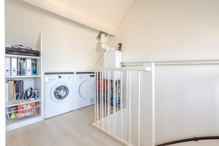 Foto 32 van Tirolstraat 13