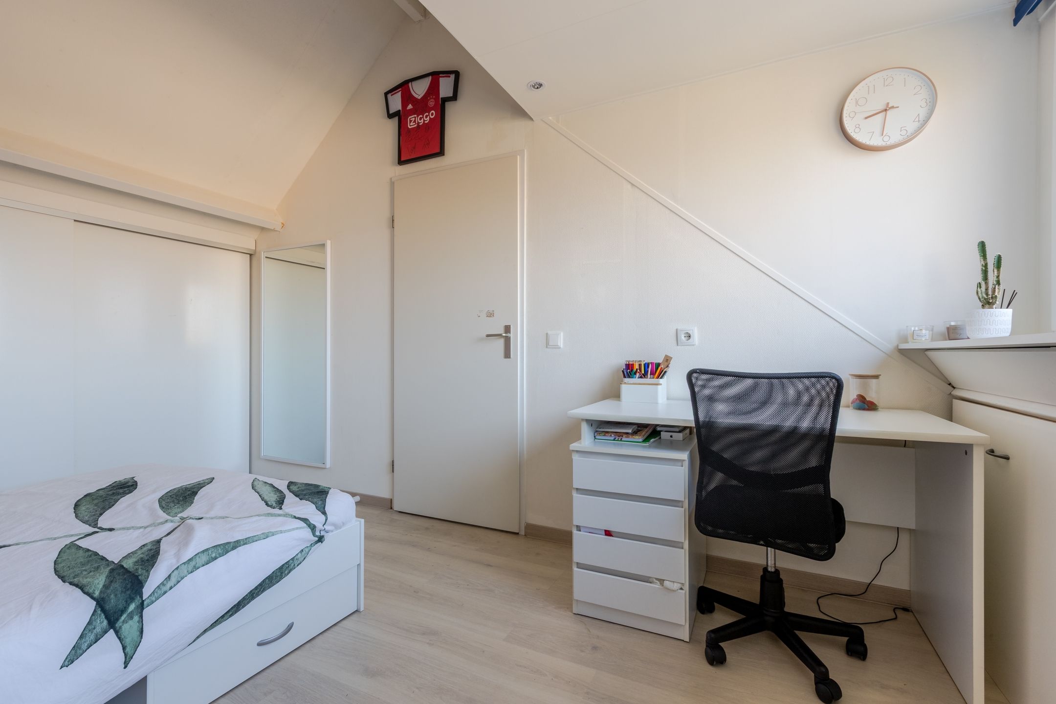 Foto 33 van Tirolstraat 13