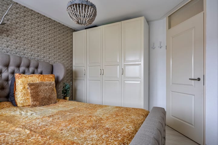 Foto 13 van Taniaburg 70