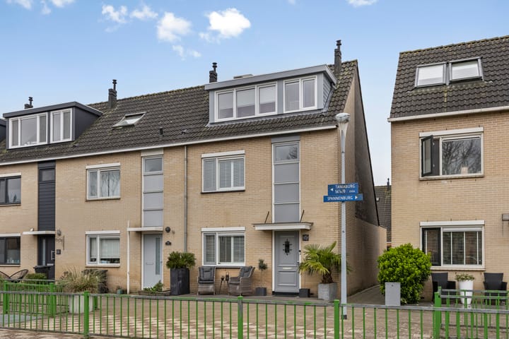 Foto 25 van Taniaburg 70