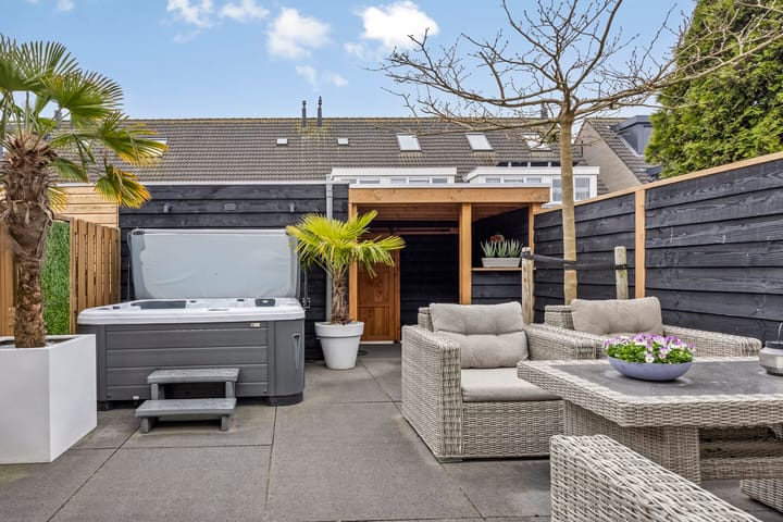 Foto 19 van Taniaburg 70