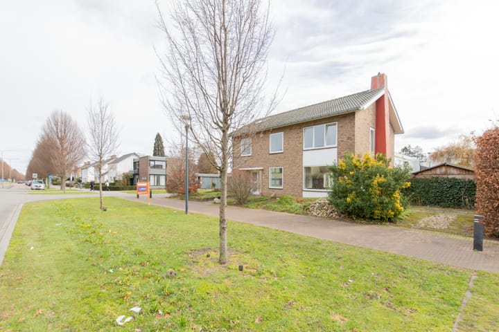 Foto 3 van Veldekelaan 25-A