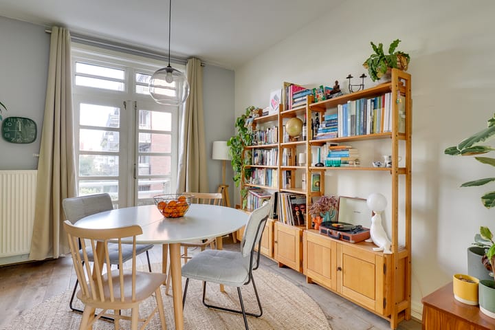 Foto 13 van Laan van Nieuw-Guinea 7-BS