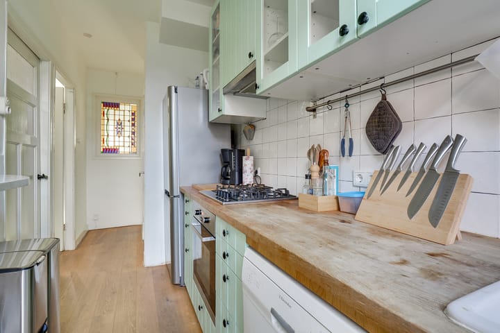 Foto 18 van Laan van Nieuw-Guinea 7-BS