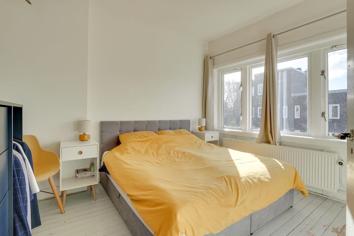 Foto 24 van Laan van Nieuw-Guinea 7-BS