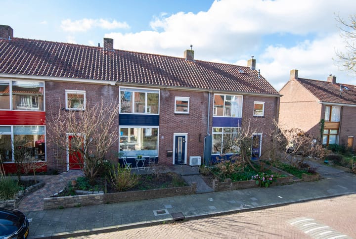 Photo 2 of Pastoor van Blitterwijckstraat 21