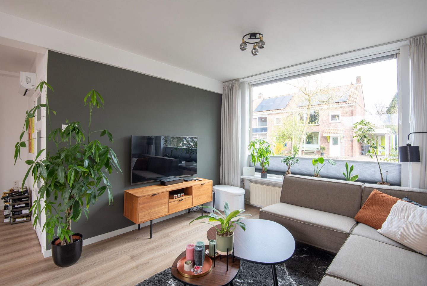 Photo 5 of Pastoor van Blitterwijckstraat 21