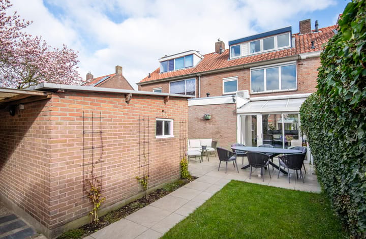 Photo 30 of Pastoor van Blitterwijckstraat 21