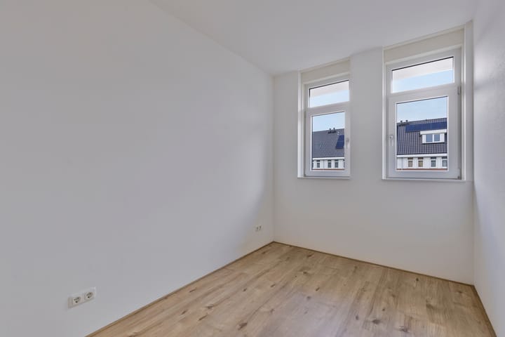 Foto 10 van Fagotstraat 5