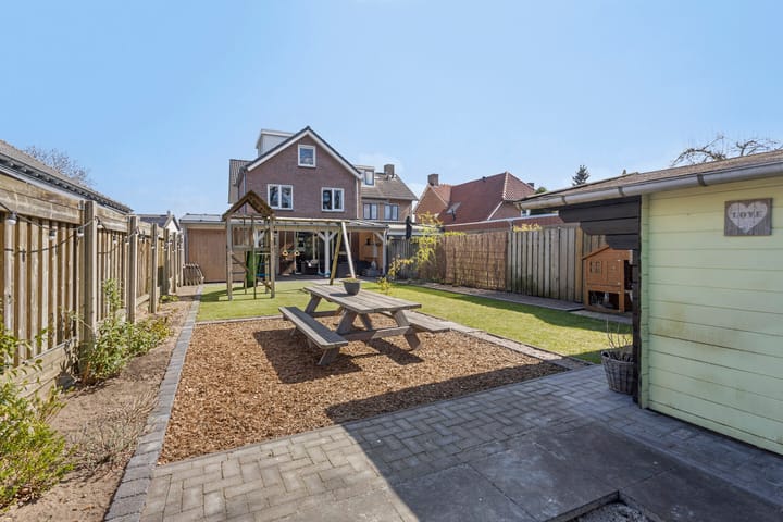 Foto 2 van Schoolstraat 23