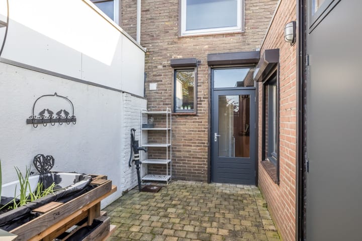 Foto 23 van Julianalaan 45