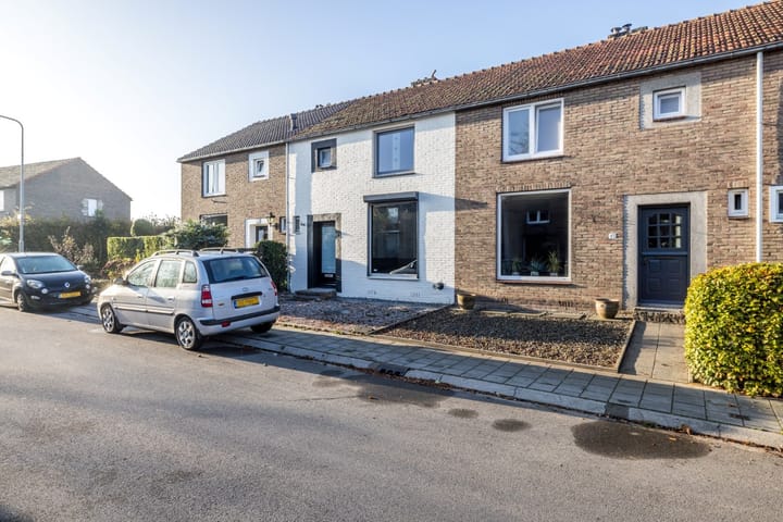 Foto 31 van Julianalaan 45