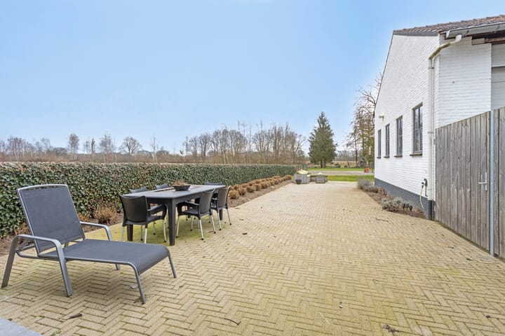 Photo 36 of Driessensstraat 64