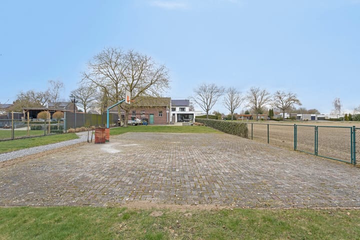 Photo 39 of Driessensstraat 64