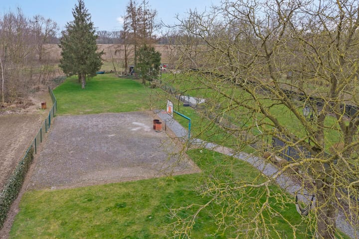 Photo 40 of Driessensstraat 64