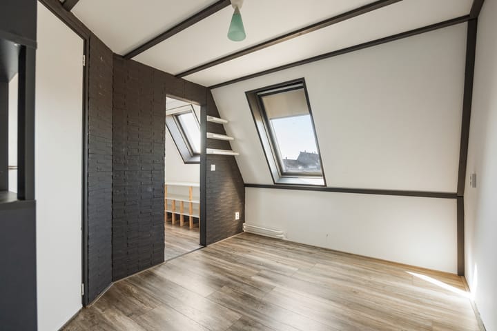 Photo 32 of Harderwijkstraat 5