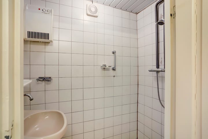 Photo 15 of Prins Alexanderstraat 116