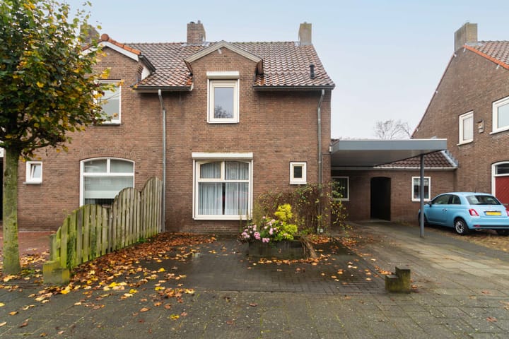 Foto 3 van van Ranststraat 9