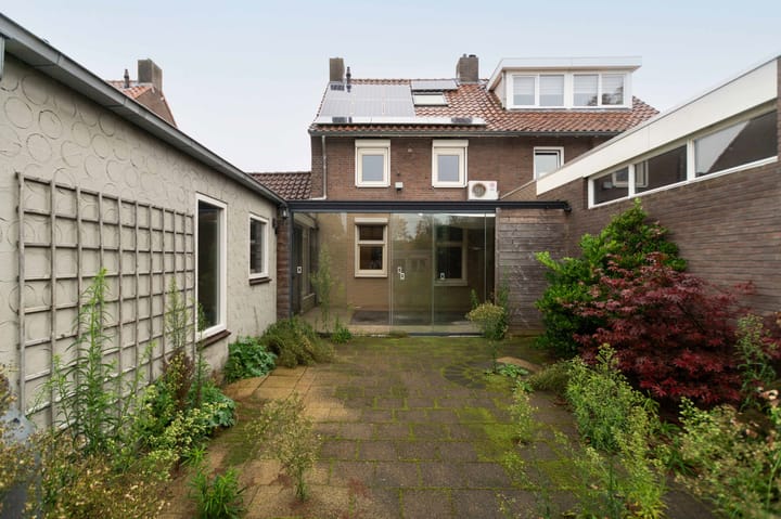 Photo 18 of van Ranststraat 9