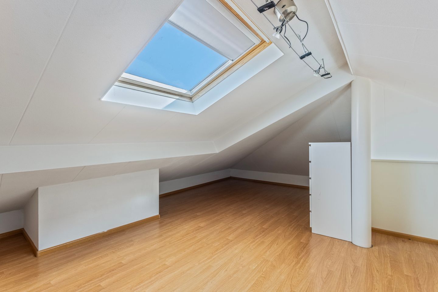 Foto 5 van Sphinxlunet 105-F