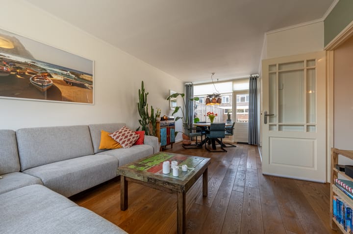 Photo 7 of Meidoornstraat 10