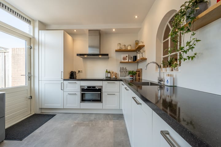 Photo 15 of Meidoornstraat 10