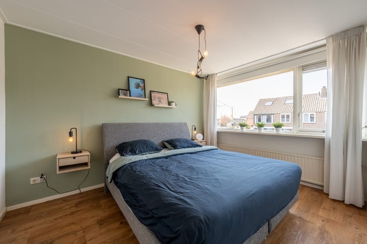 Photo 19 of Meidoornstraat 10