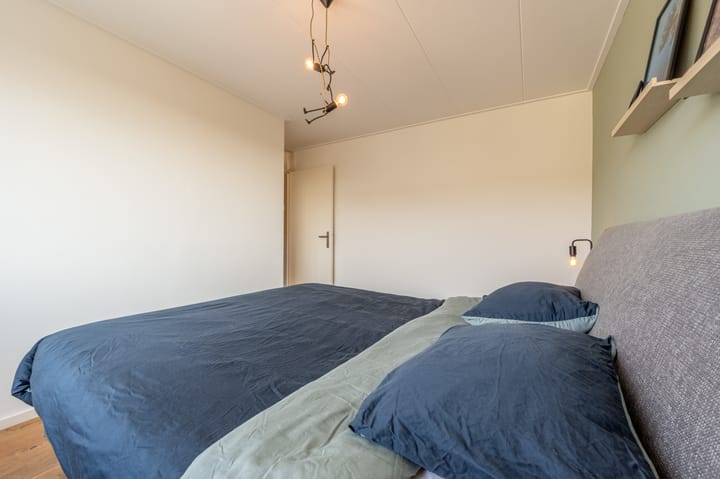 Photo 21 of Meidoornstraat 10