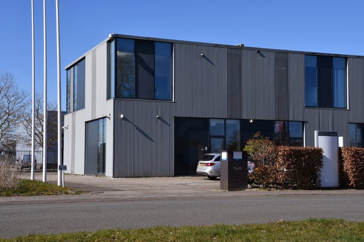 Traan 6, Leek