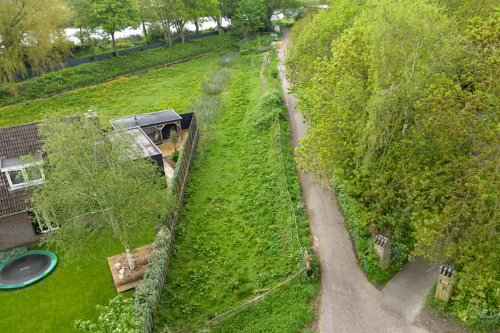 Photo 3 of Dijk 2-B
