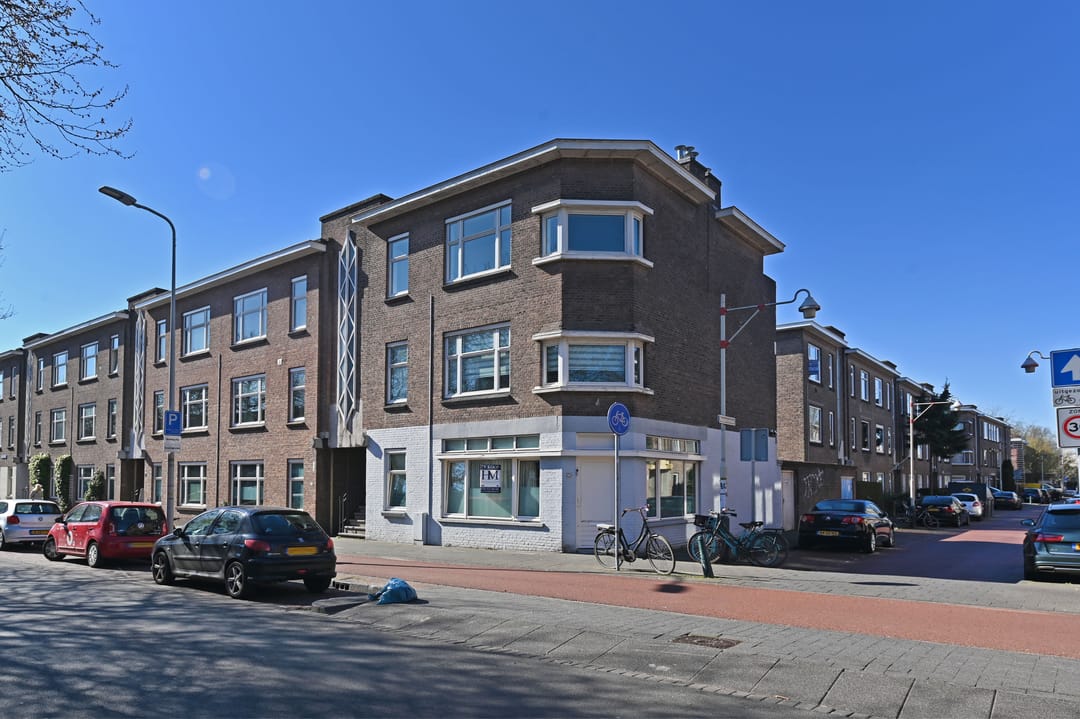 Photo 2 of Zuiderparklaan 31