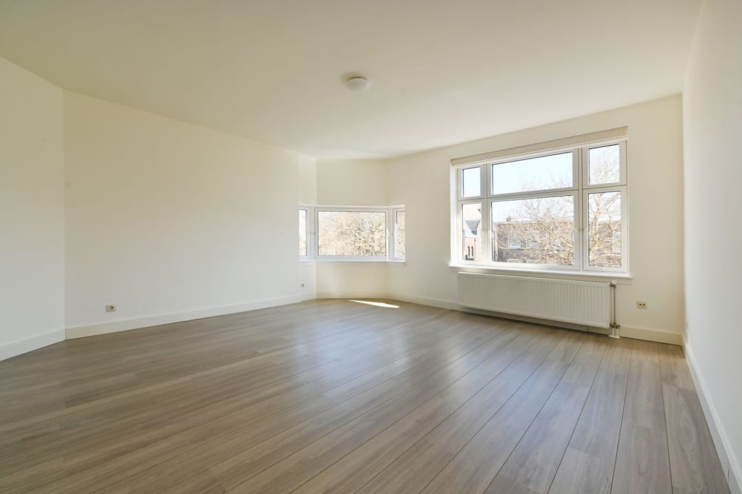 Photo 11 of Zuiderparklaan 31