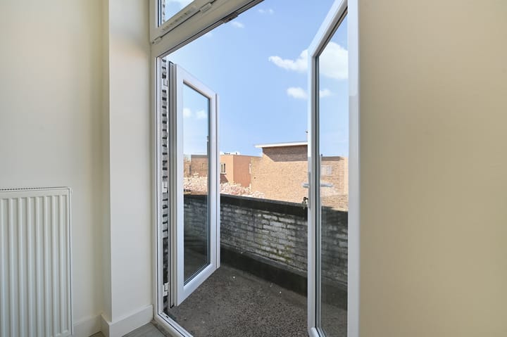 Photo 16 of Zuiderparklaan 31