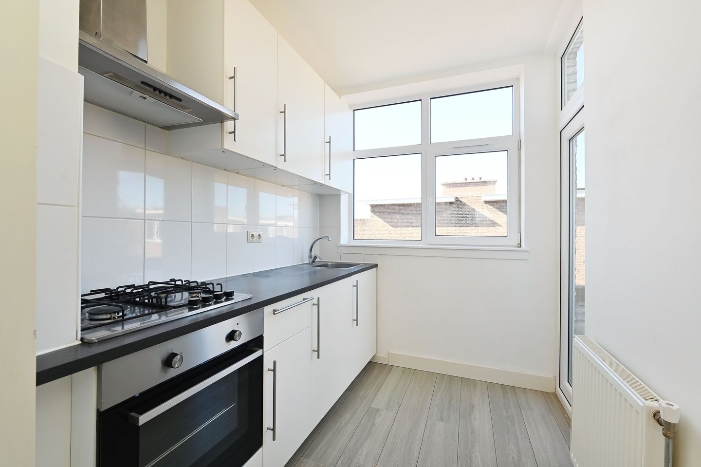 Photo 20 of Zuiderparklaan 31