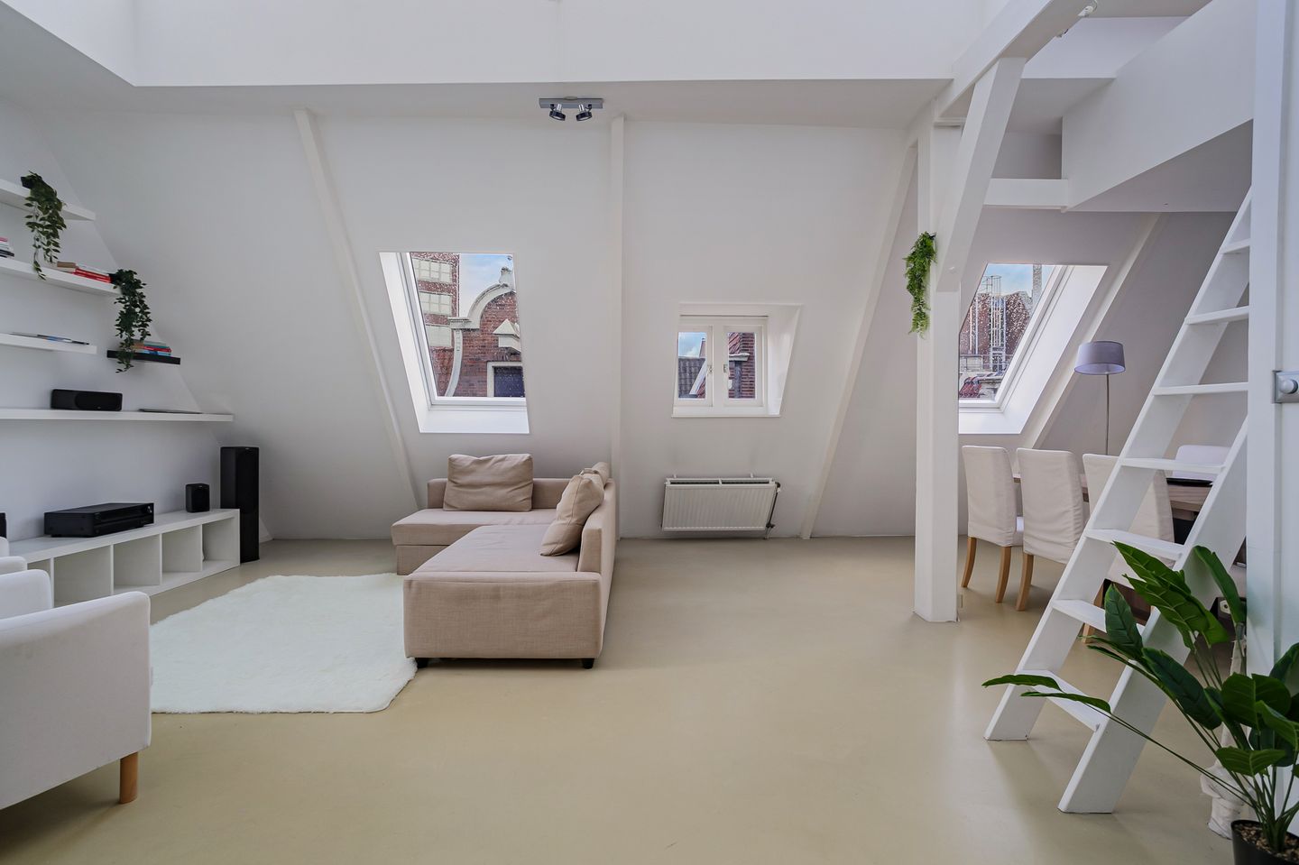 Foto 4 van 't Hol 14