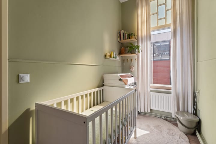 Photo 19 of Spoorwegstraat 19-1