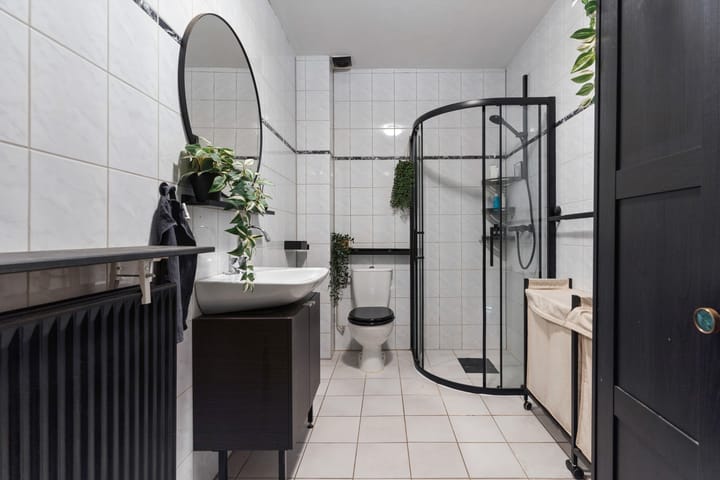 Photo 21 of Spoorwegstraat 19-1