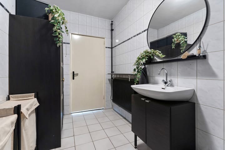 Photo 22 of Spoorwegstraat 19-1