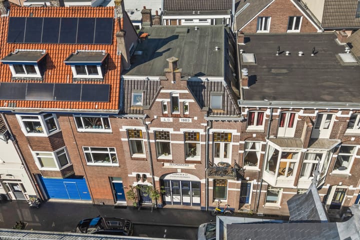 Photo 26 of Spoorwegstraat 19-1