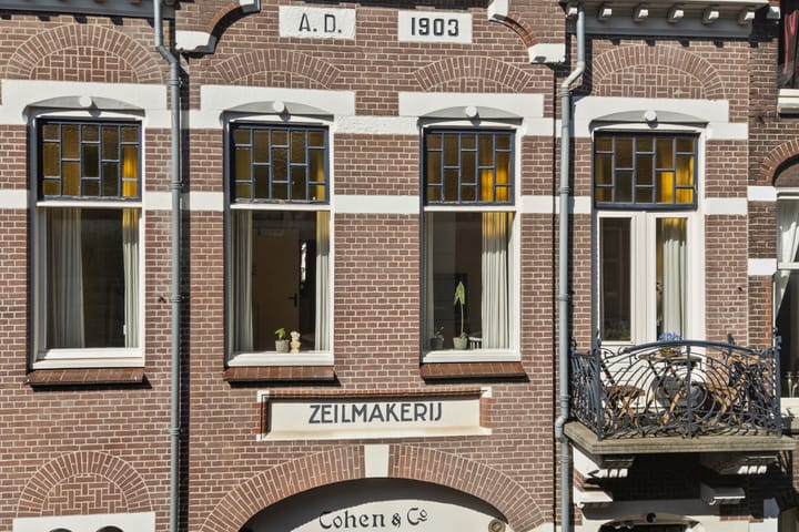 Photo 27 of Spoorwegstraat 19-1