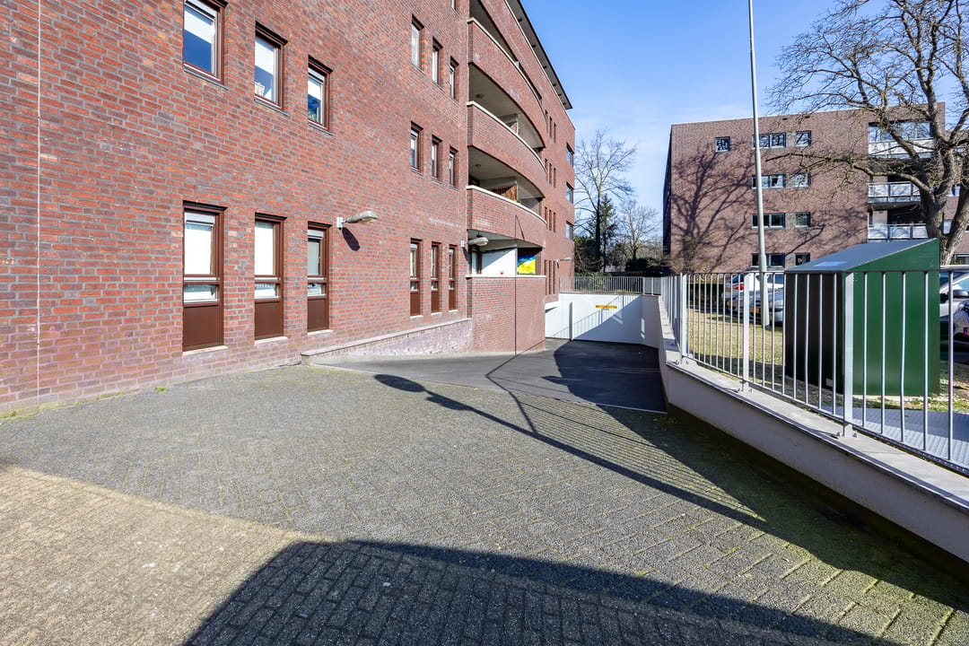 Photo 32 of Eindstraat 126