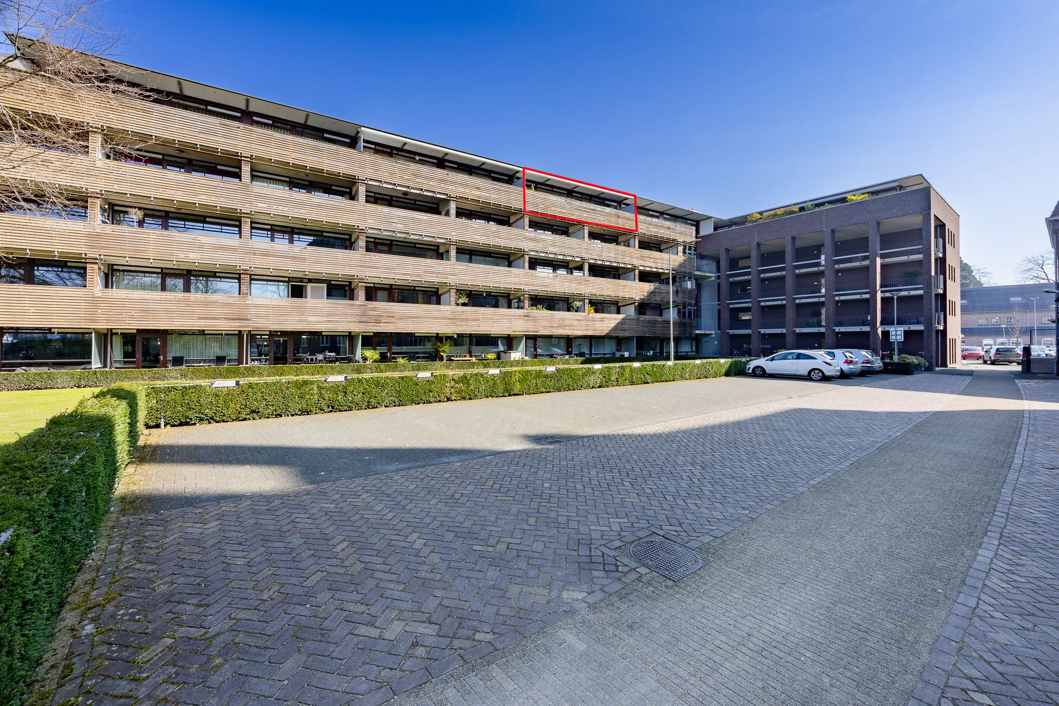 Photo 36 of Eindstraat 126