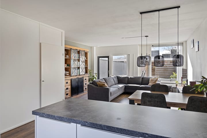 Foto 9 van Montgomerystraat 17