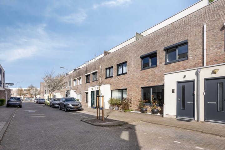 Foto 8 van Rosa de Werdstraat 30