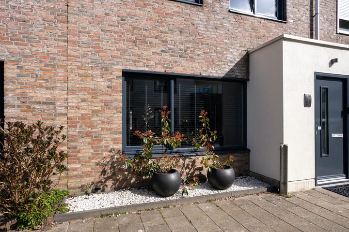 Foto 10 van Rosa de Werdstraat 30