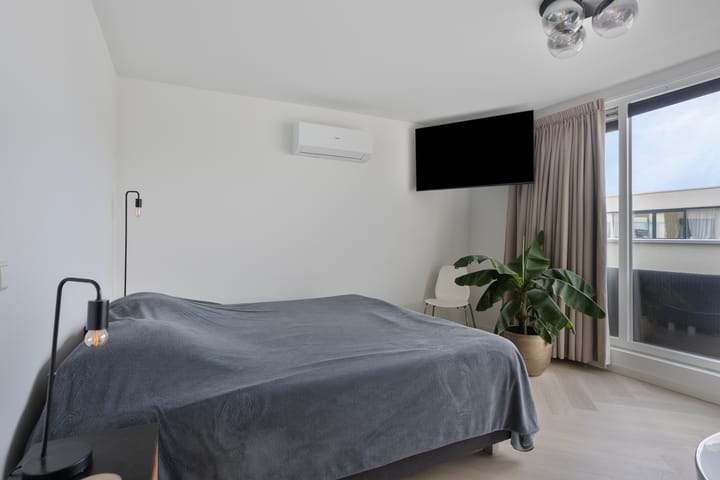 Foto 35 van Rosa de Werdstraat 30