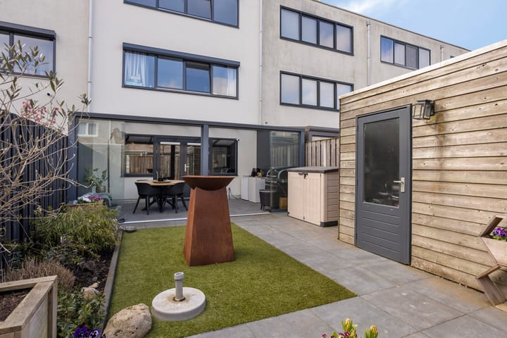 Foto 49 van Rosa de Werdstraat 30