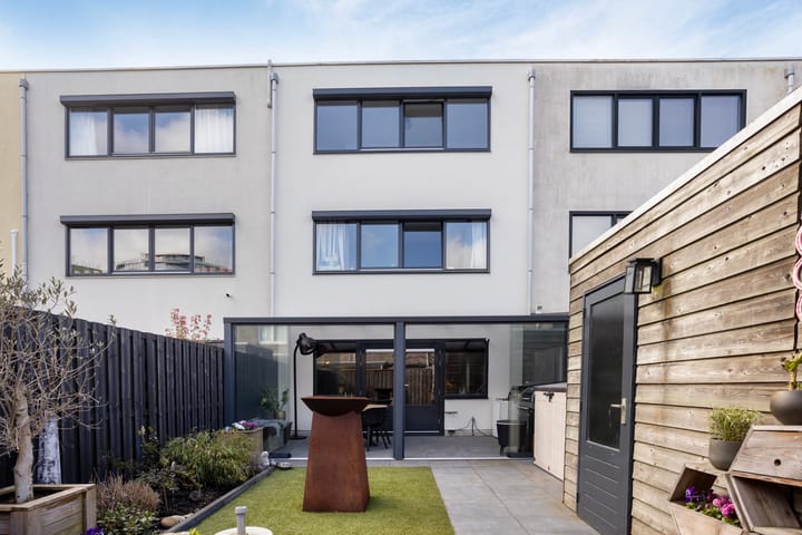 Foto 50 van Rosa de Werdstraat 30